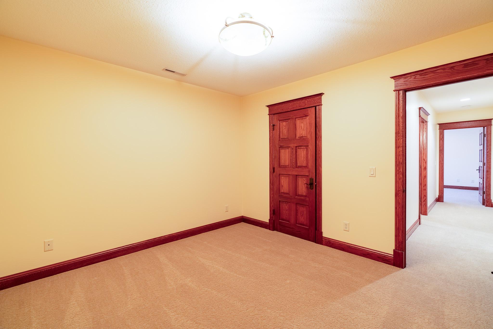 221 Woodhill Court, Mankato, Minnesota image 41