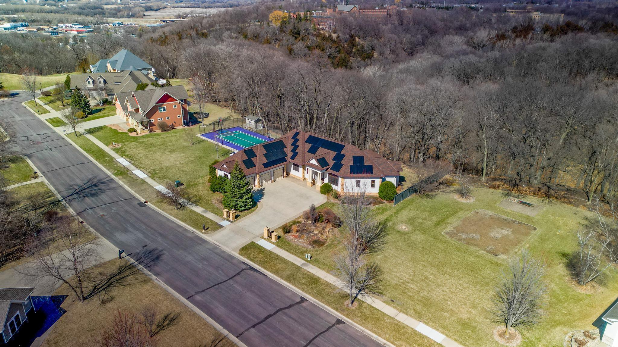 221 Woodhill Court, Mankato, Minnesota image 45