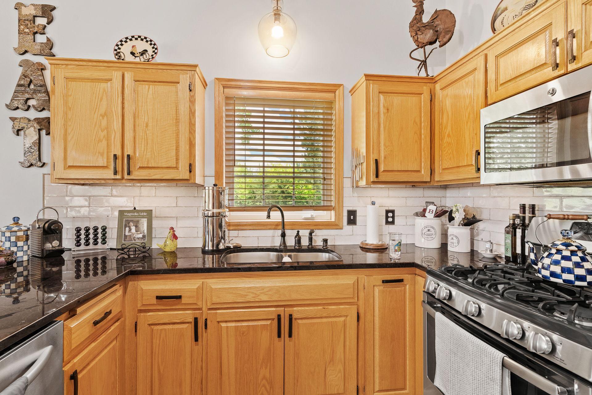 33401 N Lakes Trail, Lindstrom, Minnesota image 25