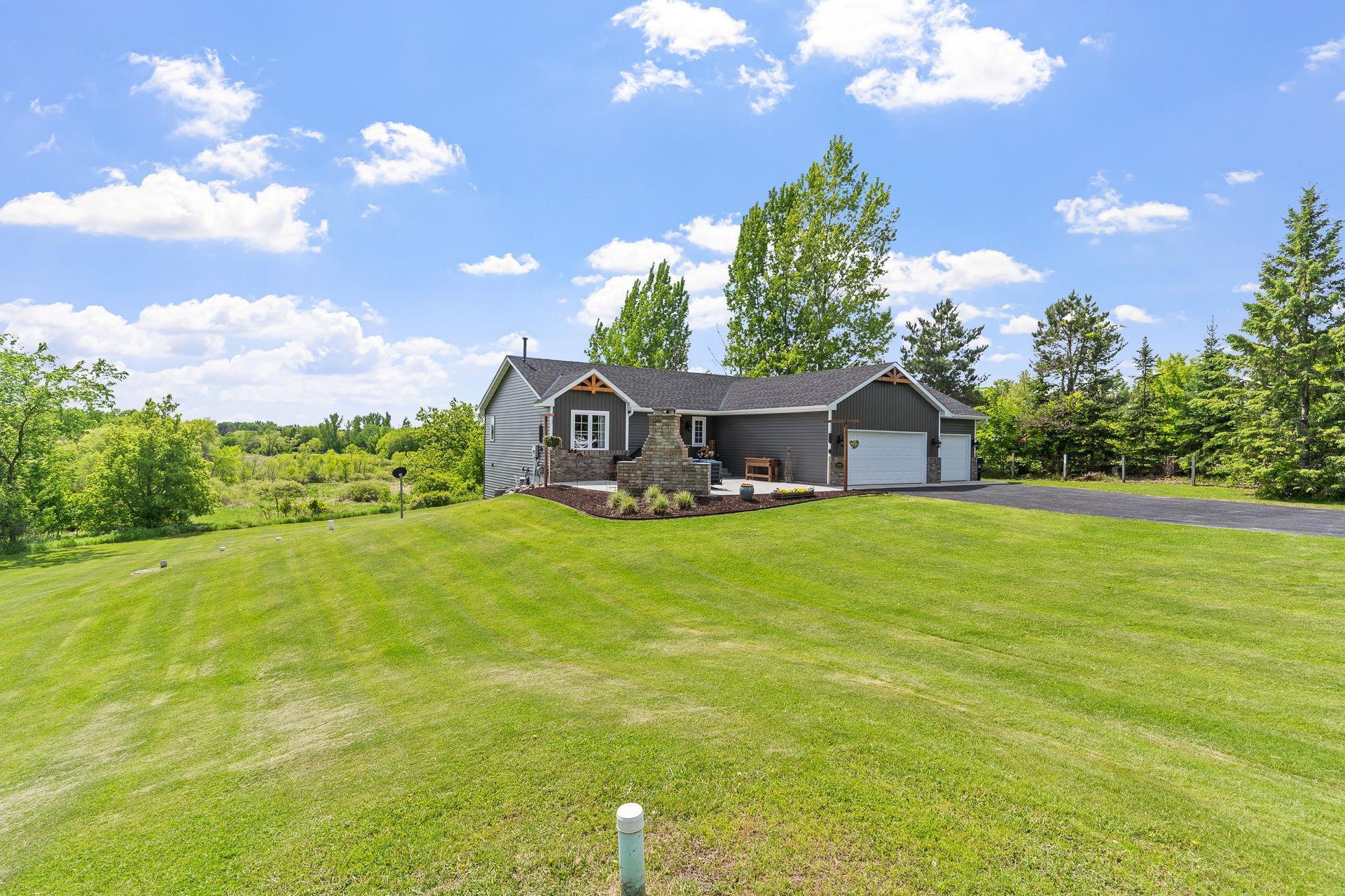 33401 N Lakes Trail, Lindstrom, Minnesota image 8