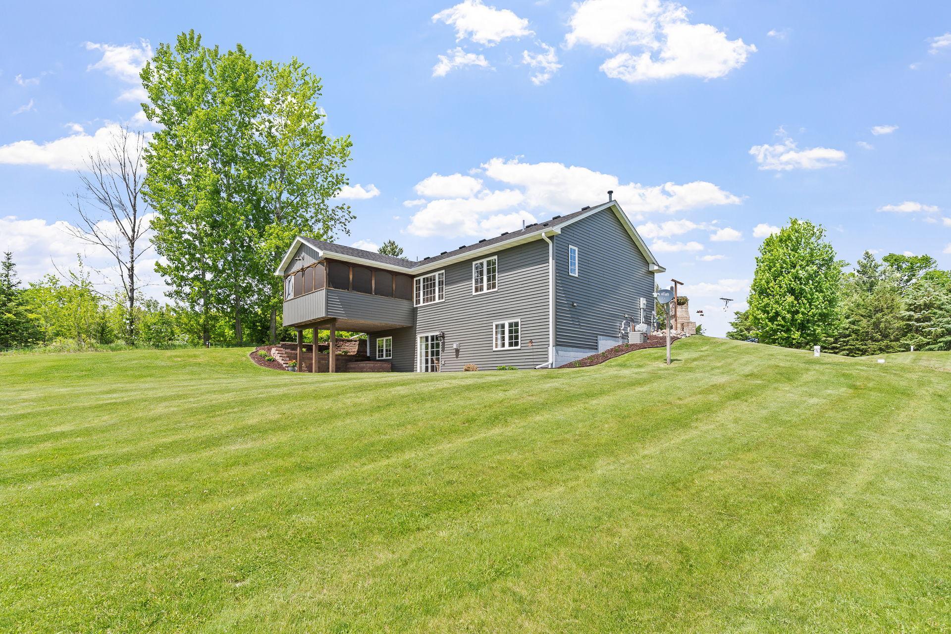 33401 N Lakes Trail, Lindstrom, Minnesota image 11