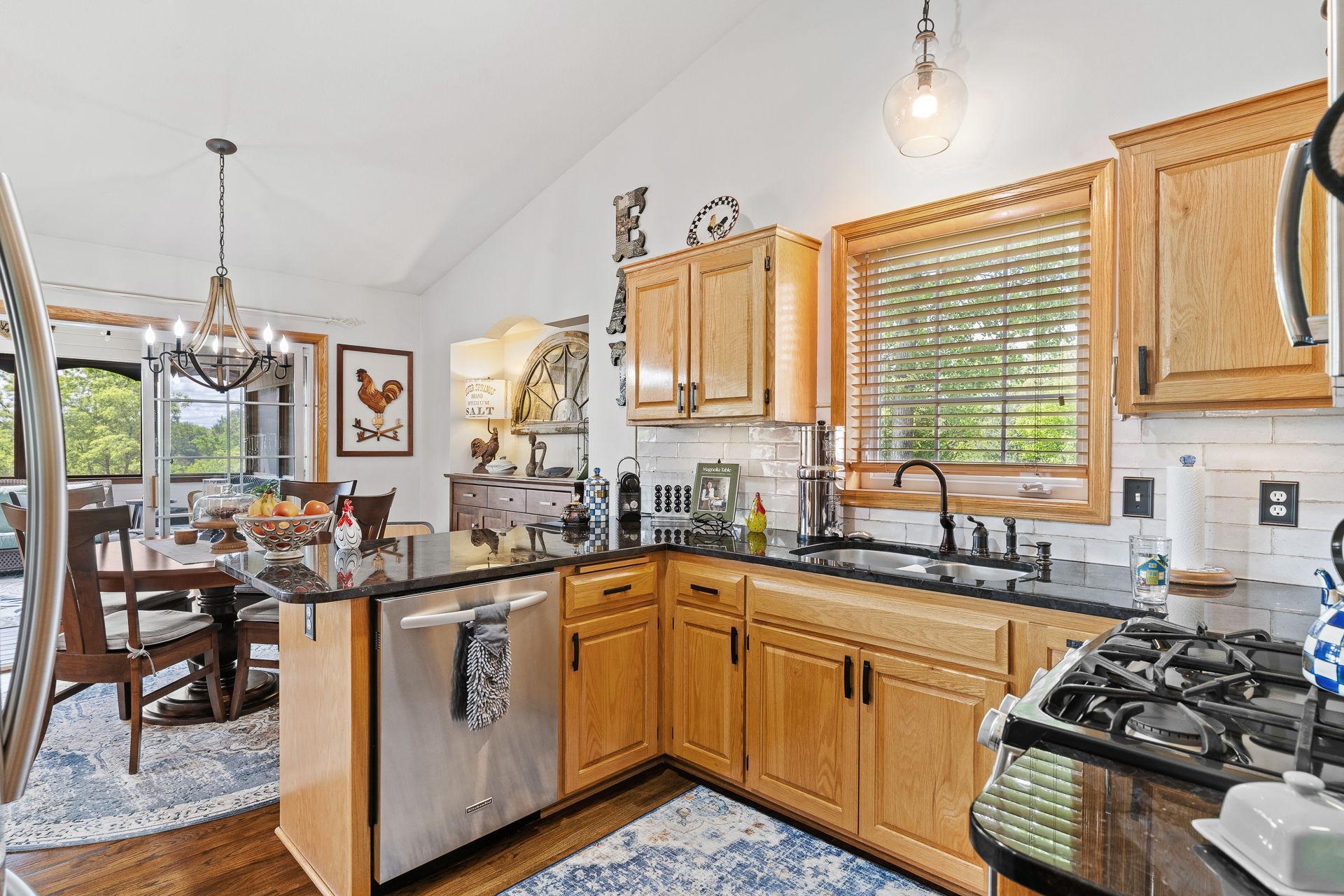 33401 N Lakes Trail, Lindstrom, Minnesota image 29