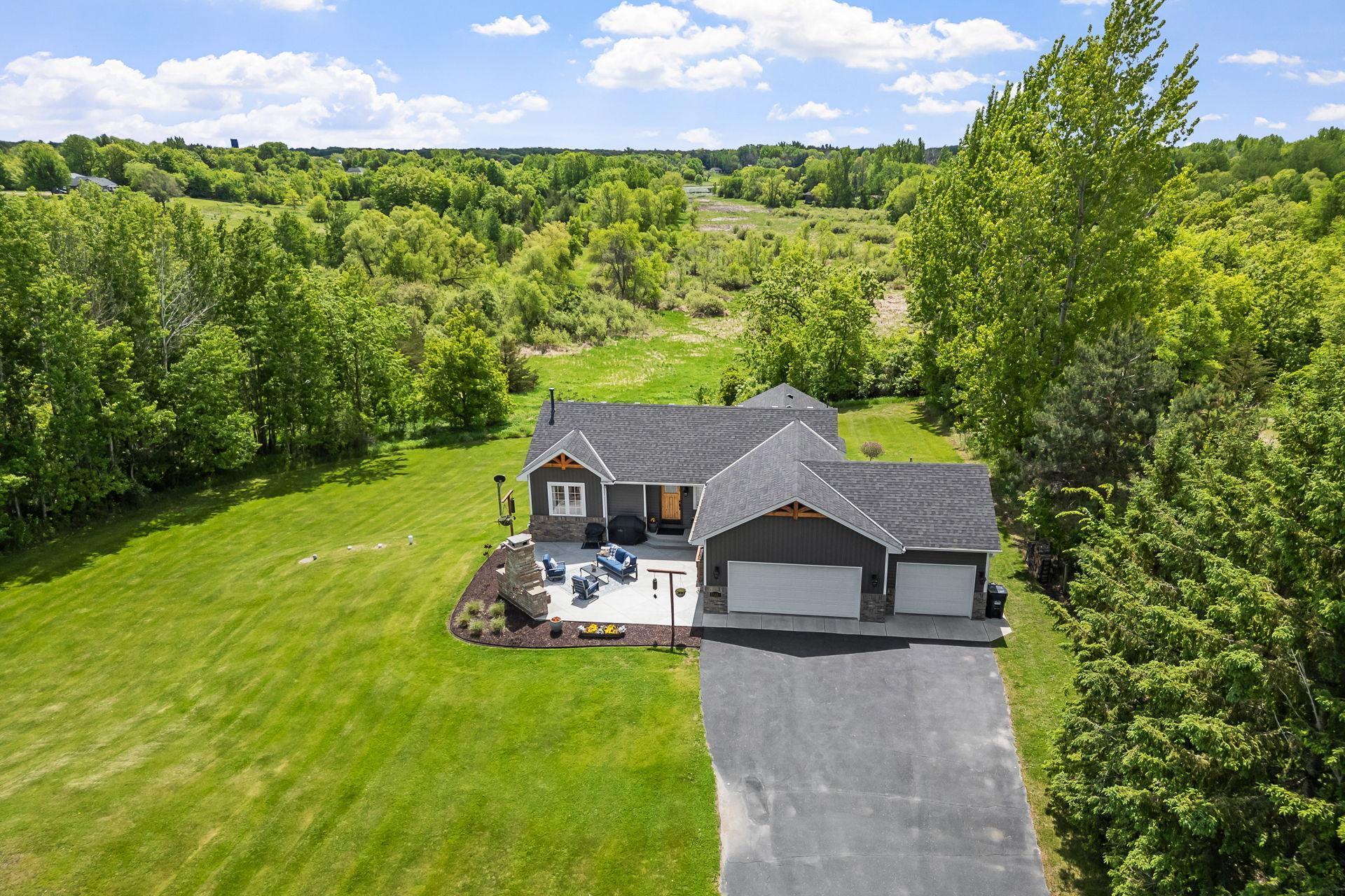 33401 N Lakes Trail, Lindstrom, Minnesota image 7