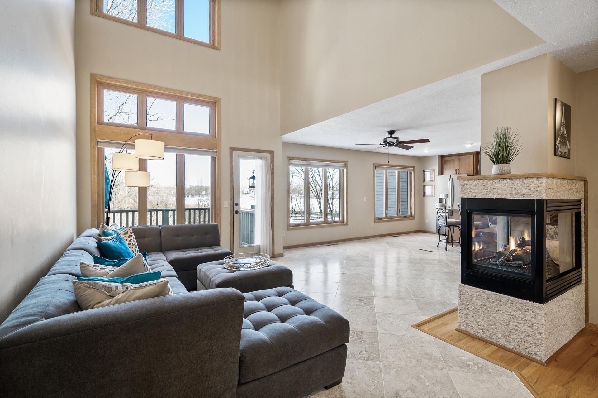 14599 Summit Shores Drive, Burnsville, Minnesota image 7