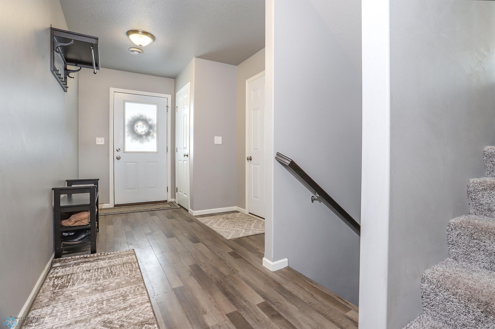 Fargo, North Dakota 58104, United States, 3 Bedrooms Bedrooms, ,3 BathroomsBathrooms,Residential,Pending,31109