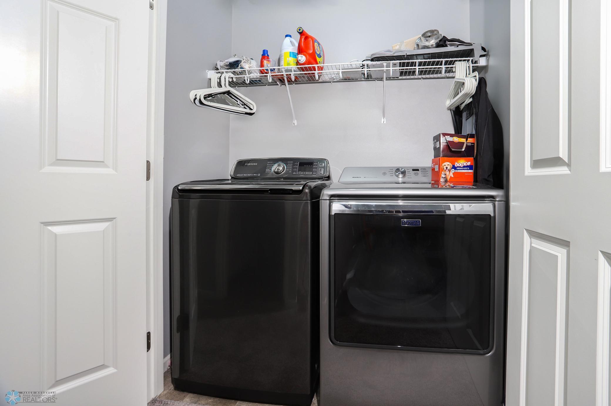 Fargo, North Dakota 58104, United States, 3 Bedrooms Bedrooms, ,3 BathroomsBathrooms,Residential,Pending,31109