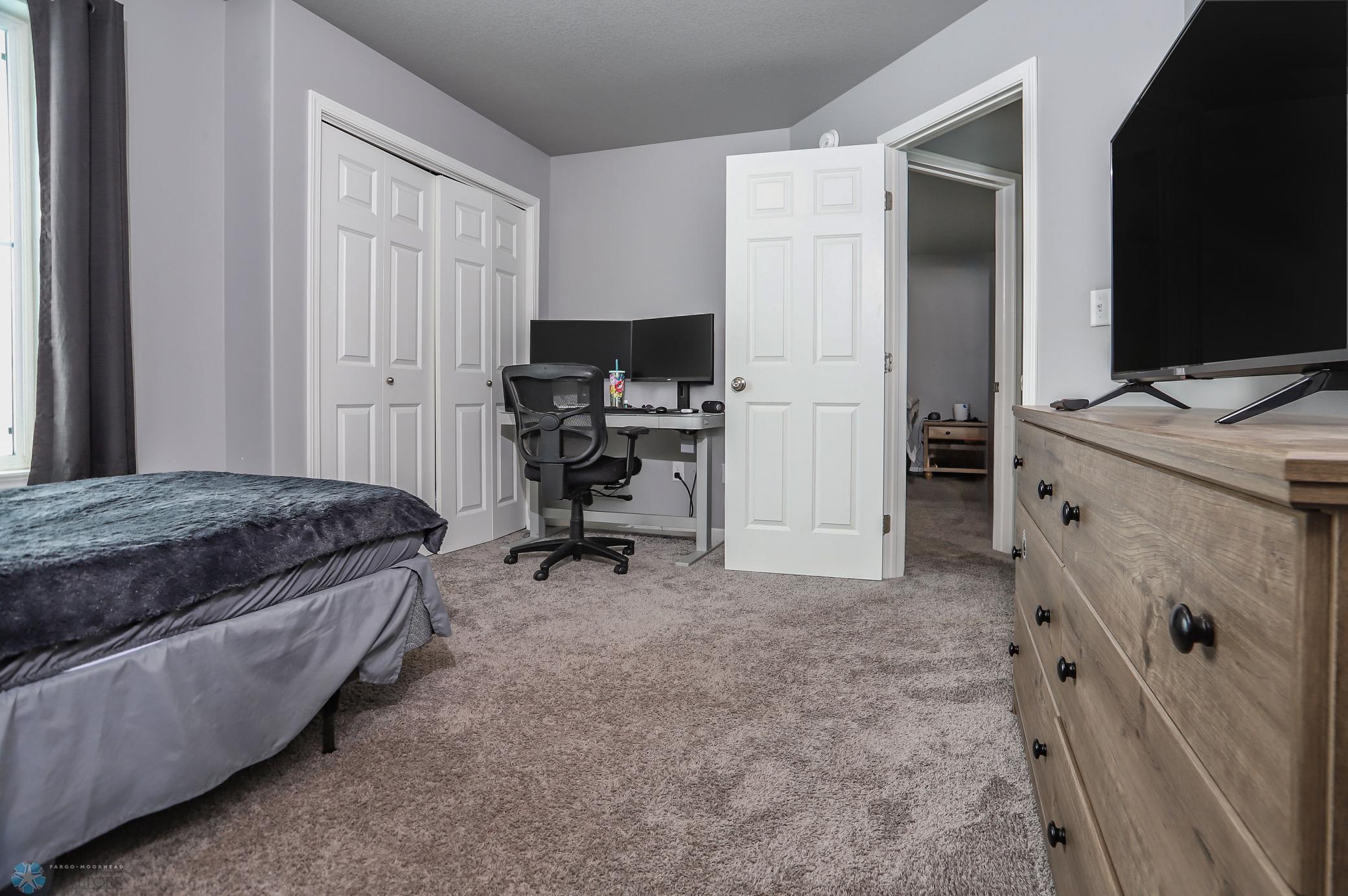 Fargo, North Dakota 58104, United States, 3 Bedrooms Bedrooms, ,3 BathroomsBathrooms,Residential,Pending,31109