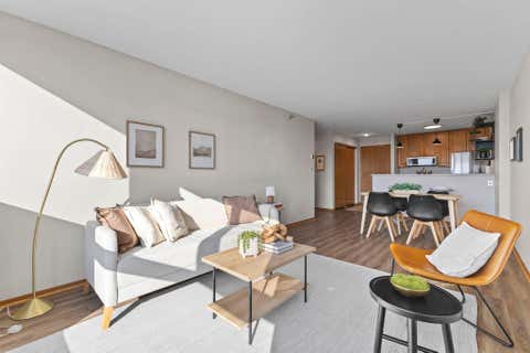 Condo For Sale - 433 S 7th Street<br/> Minneapolis, MN 55415