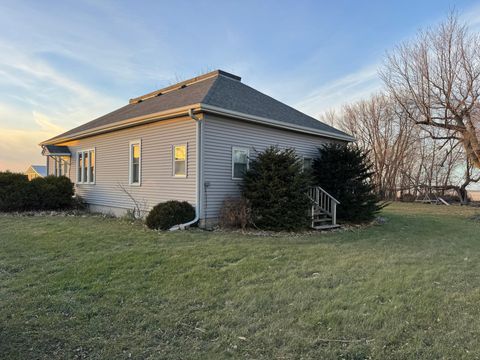 Homes For Sale - 24543 630th Avenue<br/> Alden, MN 56009