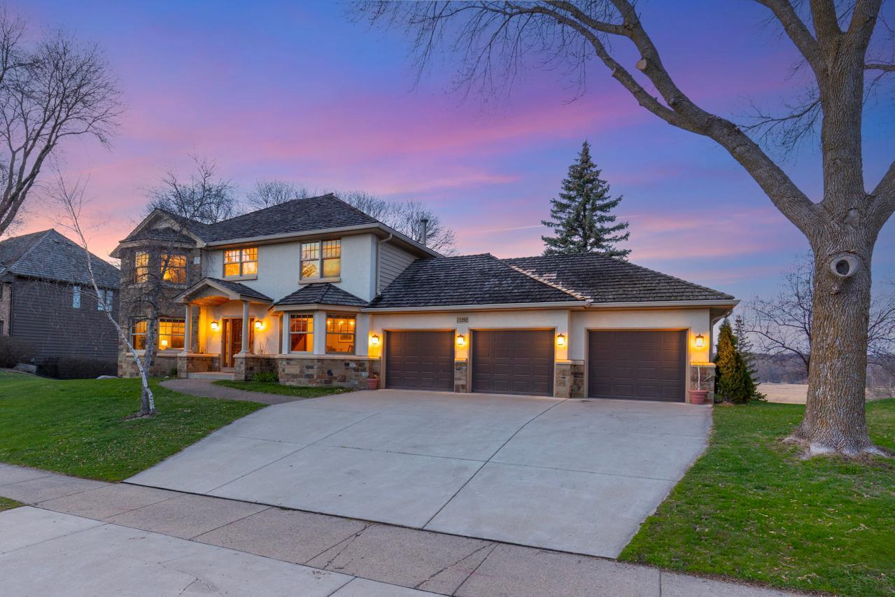11292 Mount Curve Road, Eden Prairie, Minnesota image 3