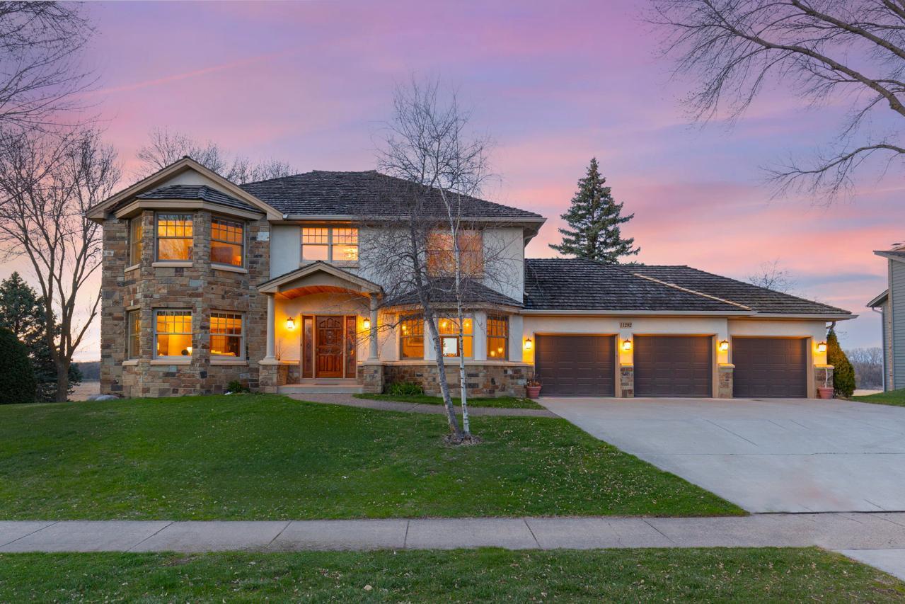11292 Mount Curve Road, Eden Prairie, Minnesota image 1
