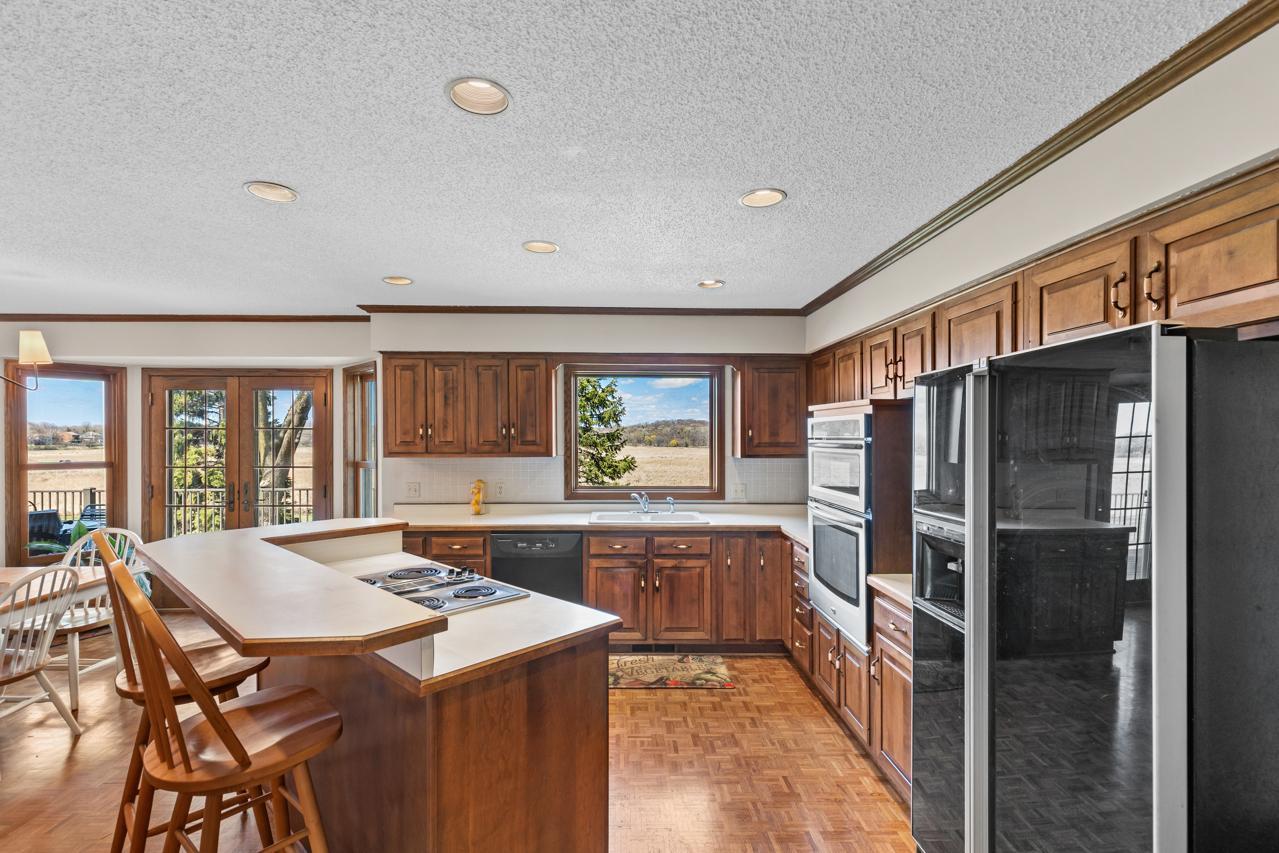 11292 Mount Curve Road, Eden Prairie, Minnesota image 13