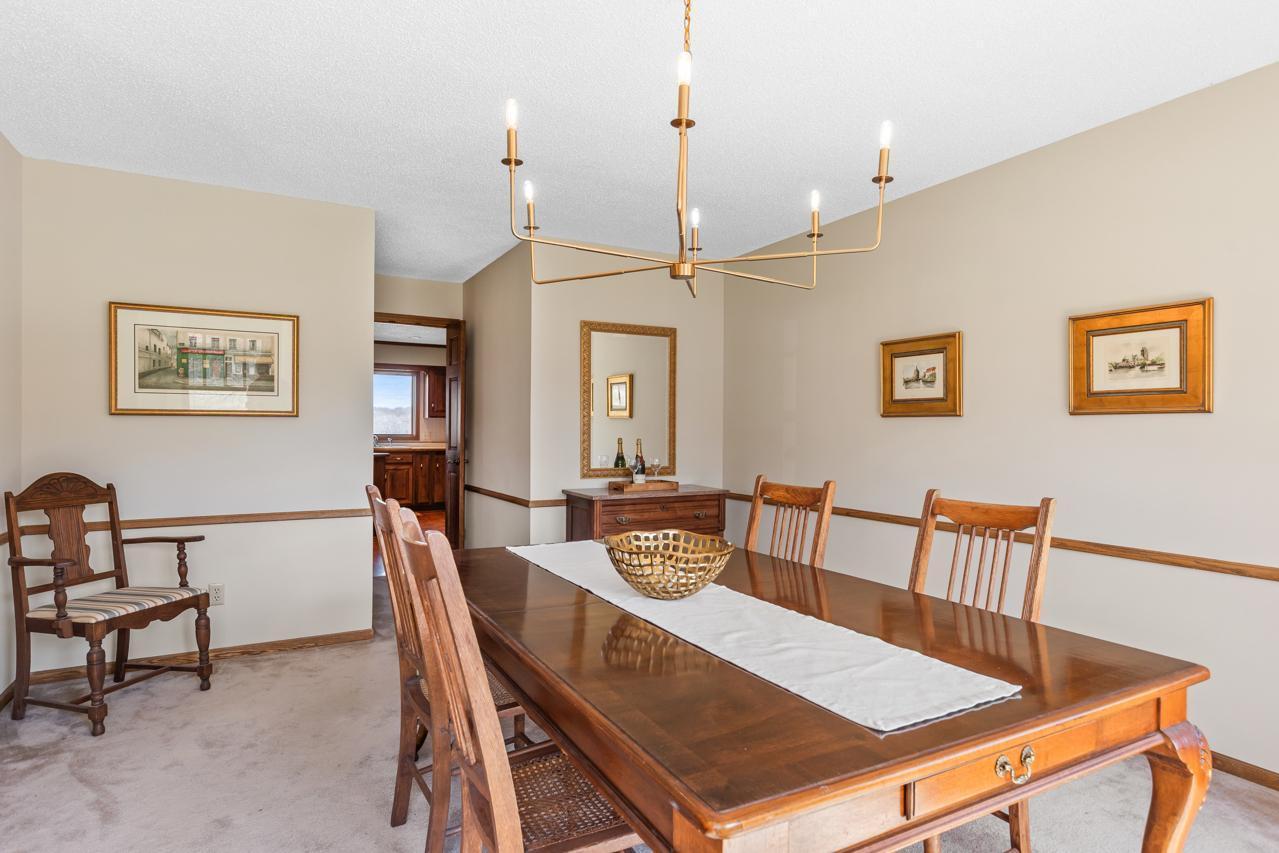 11292 Mount Curve Road, Eden Prairie, Minnesota image 28