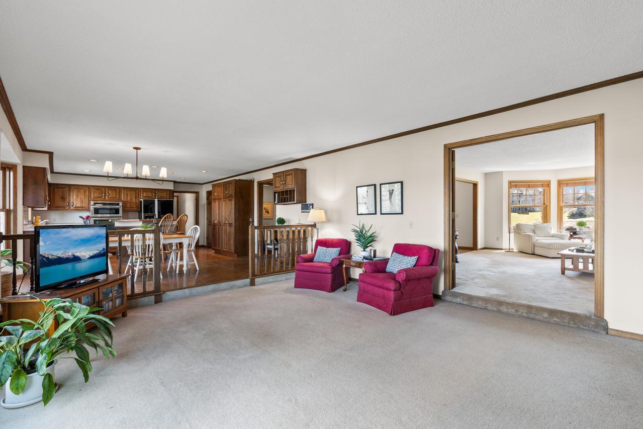 11292 Mount Curve Road, Eden Prairie, Minnesota image 19