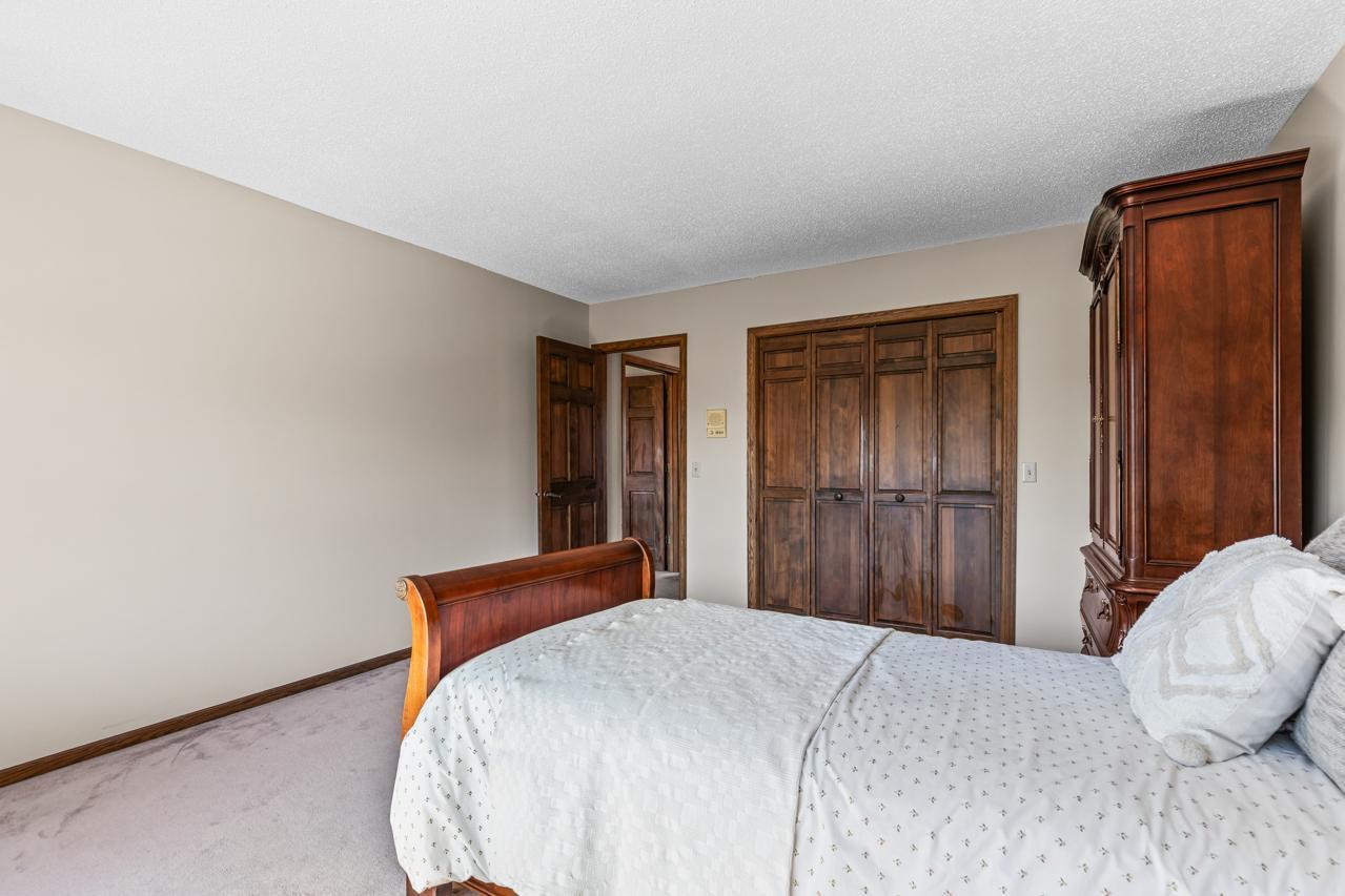 11292 Mount Curve Road, Eden Prairie, Minnesota image 39