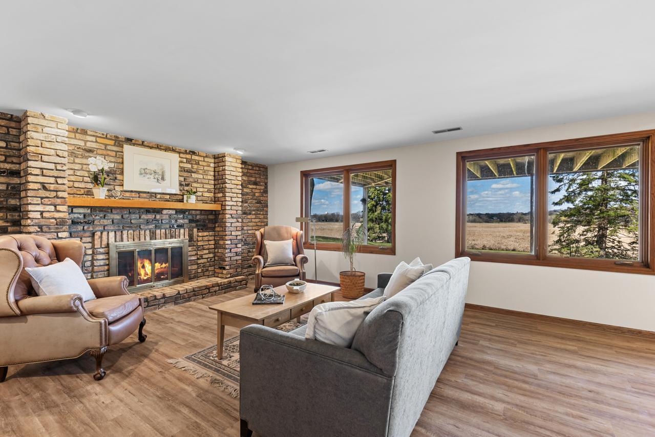 11292 Mount Curve Road, Eden Prairie, Minnesota image 45