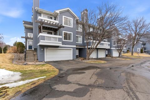 Townhouse For Sale - 15665 24th Avenue<br/> Plymouth, MN 55447