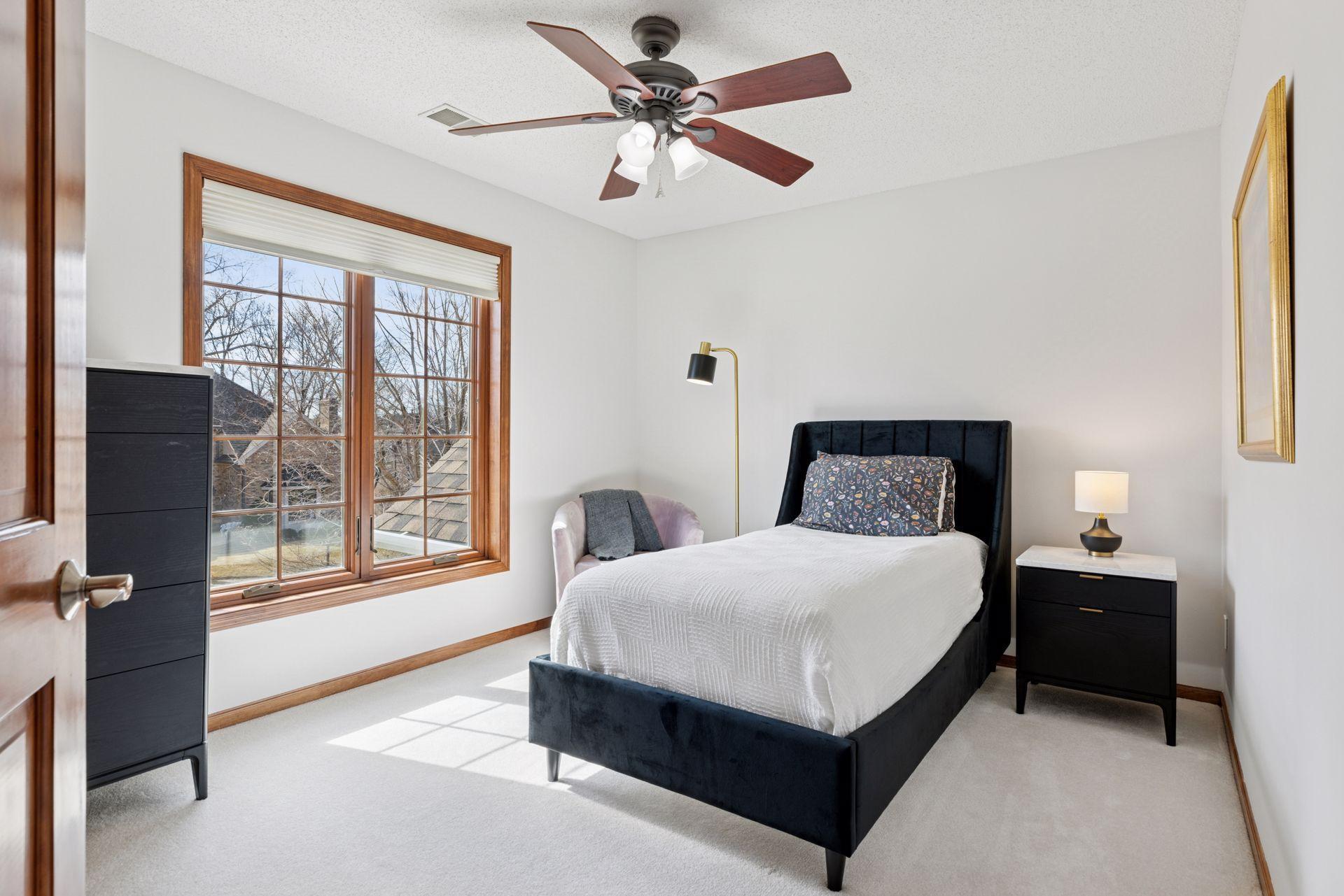 315 Oak Ridge Drive, Saint Paul, Minnesota image 27