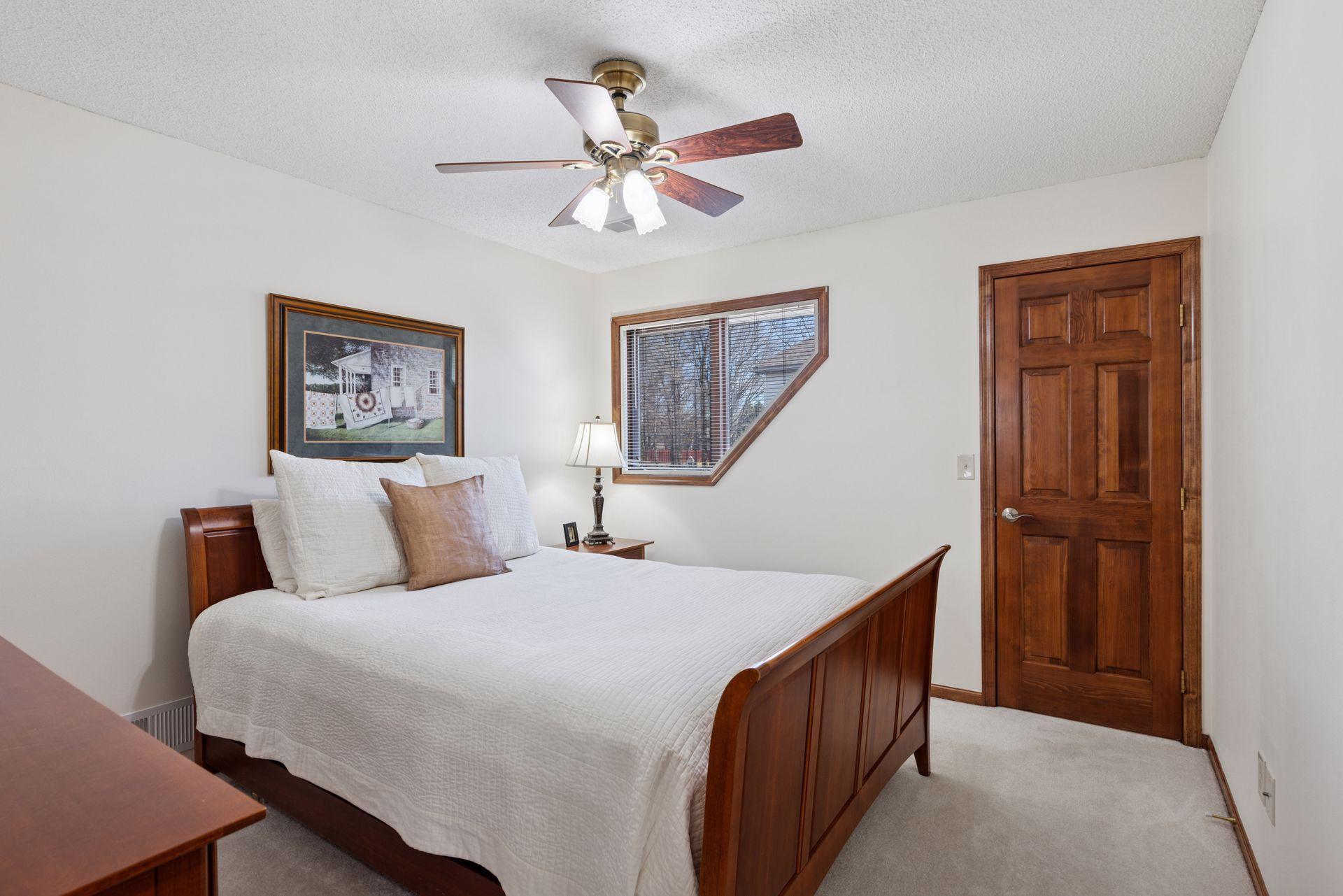 315 Oak Ridge Drive, Saint Paul, Minnesota image 25