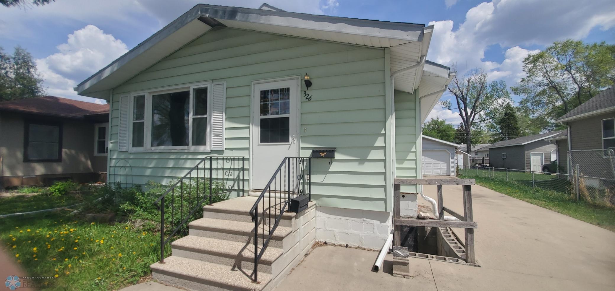326 24th Street, Fargo, North Dakota image 2