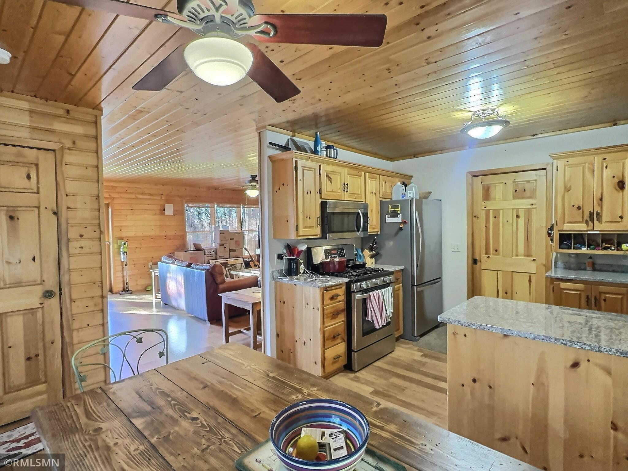 8947 Ingram Avenue, Annandale, Minnesota image 12