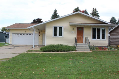 Homes For Sale - 220 3rd Avenue<br/> Plainview, MN 55964