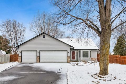 Homes For Sale - 9218 Jeffery<br/> Cottage Grove, MN 55016