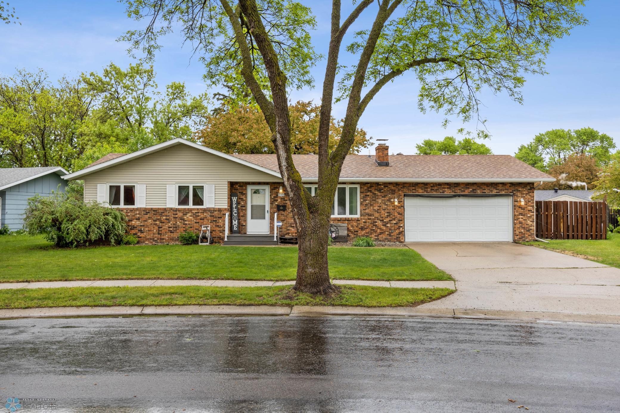 3105 Edgewood Drive, Fargo, North Dakota image 1