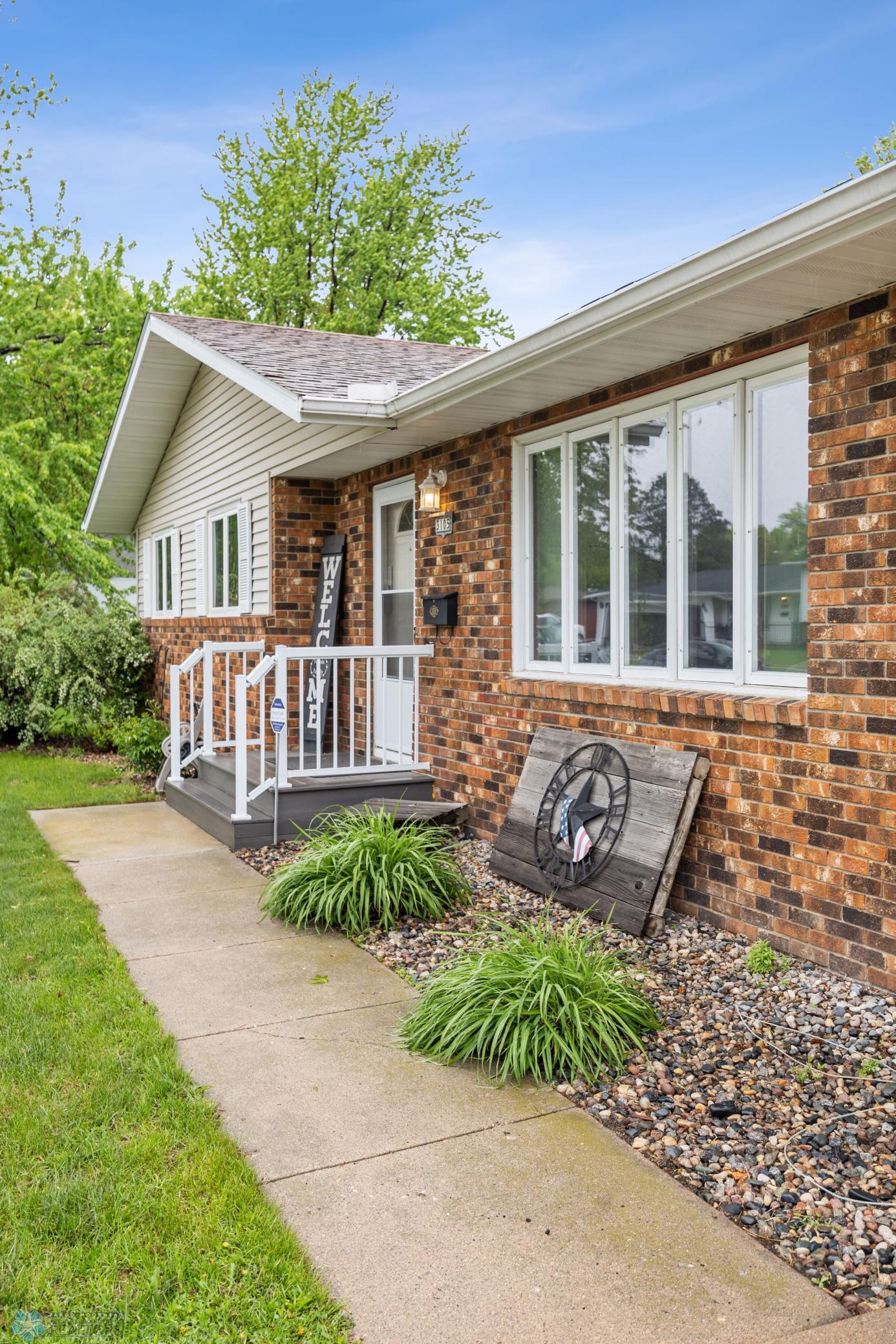 3105 Edgewood Drive, Fargo, North Dakota image 4