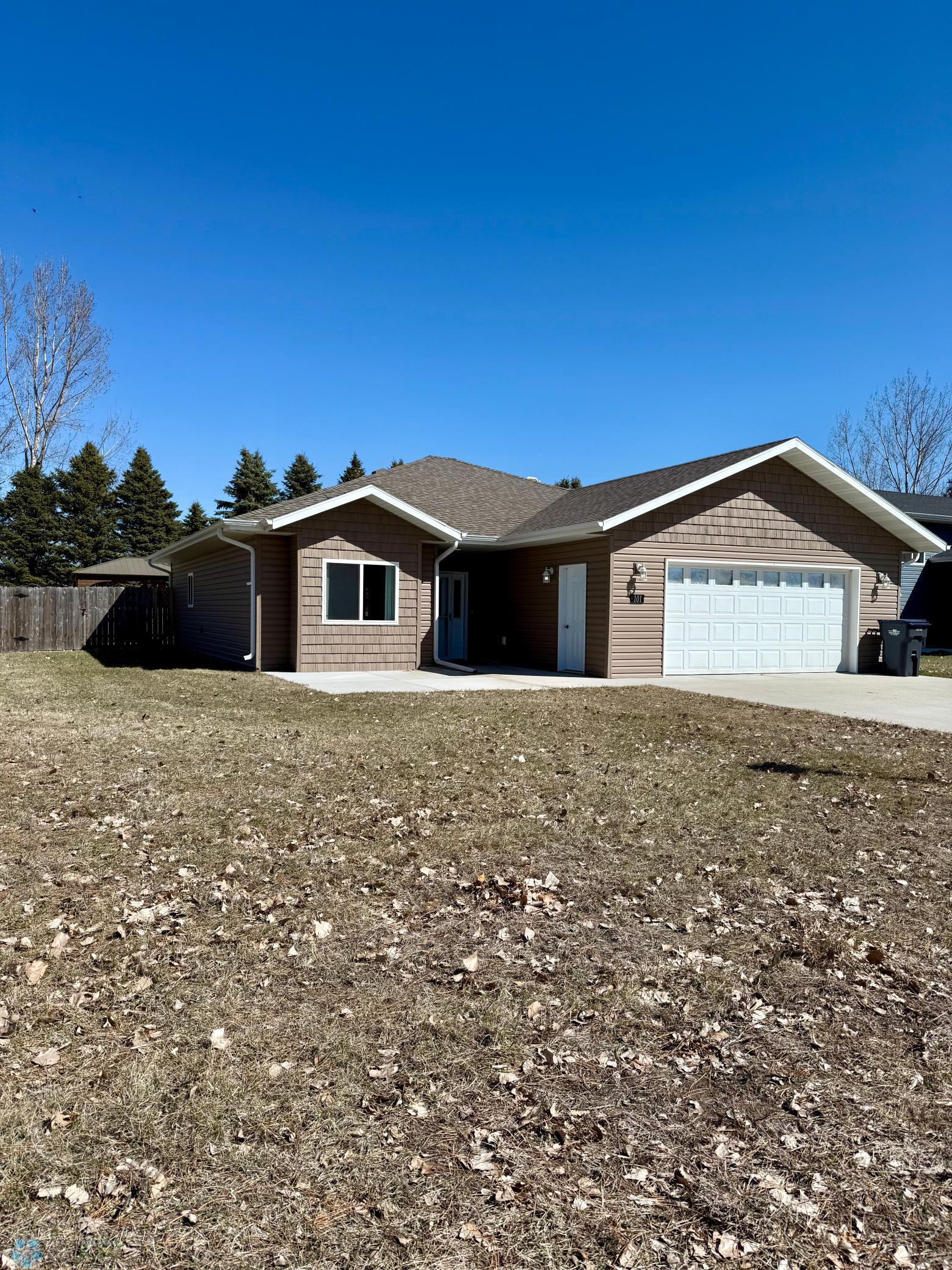 101 Dakota Drive, Hankinson, North Dakota image 2