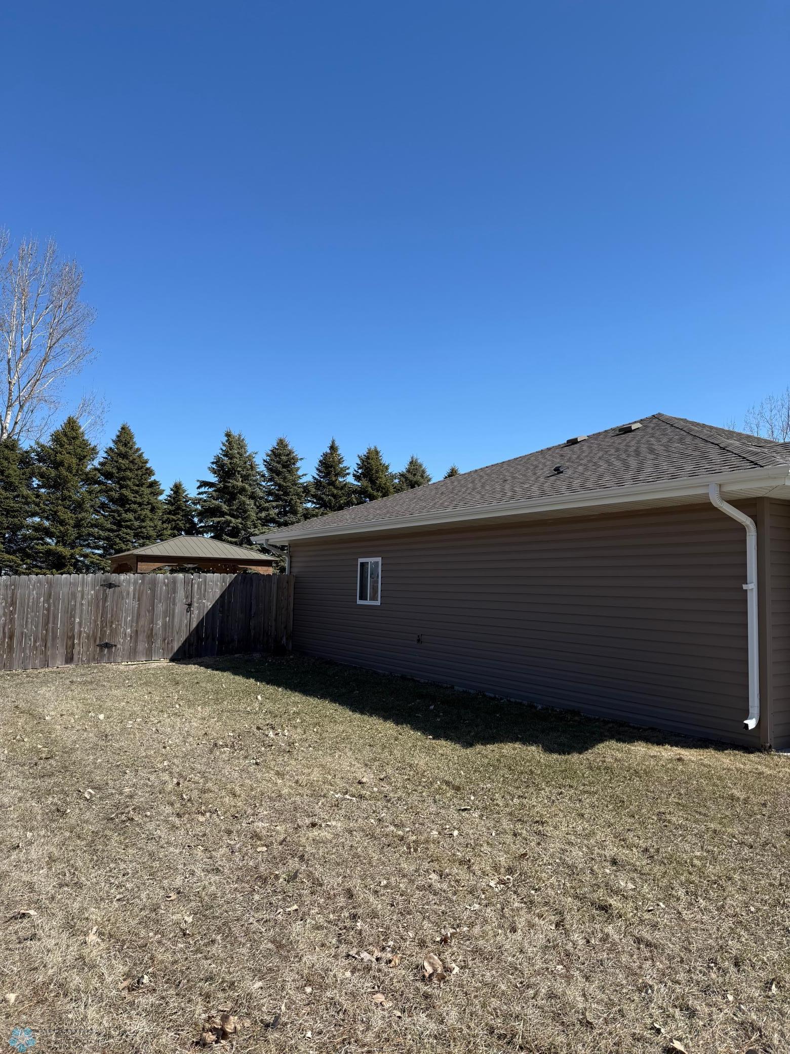 101 Dakota Drive, Hankinson, North Dakota image 3