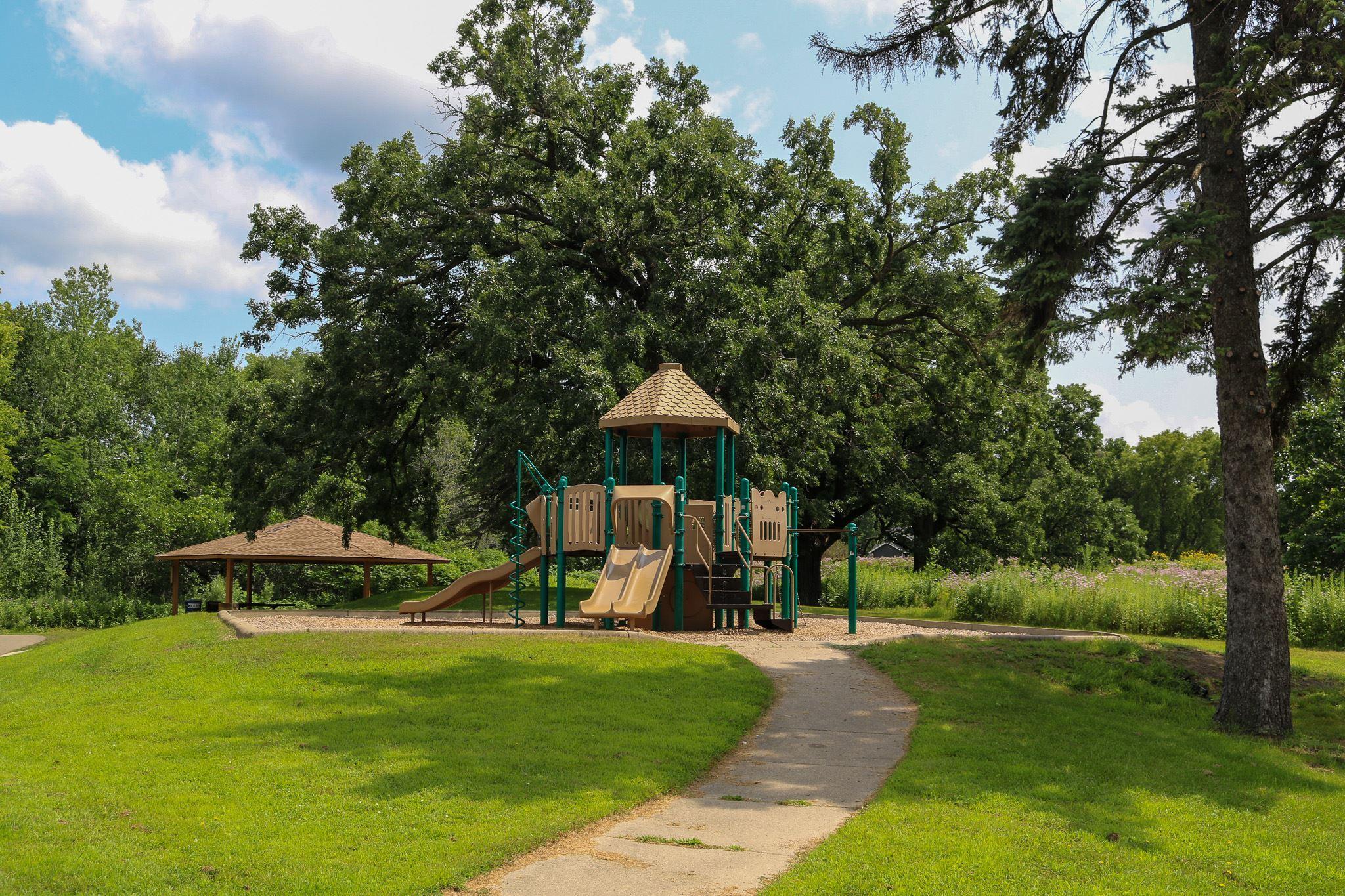 1557 Summit Shores Vista, Burnsville, Minnesota image 26