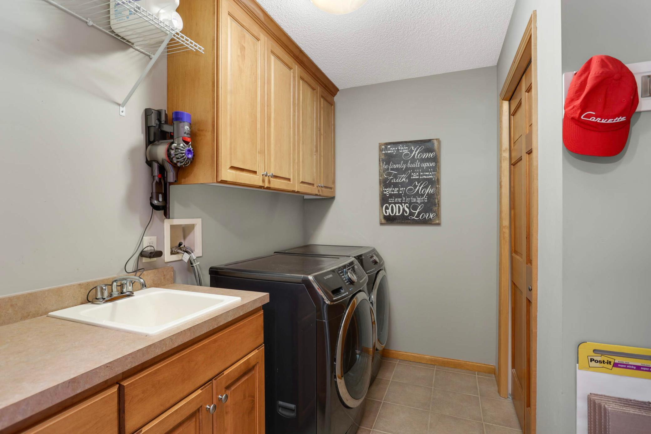 1557 Summit Shores Vista, Burnsville, Minnesota image 21