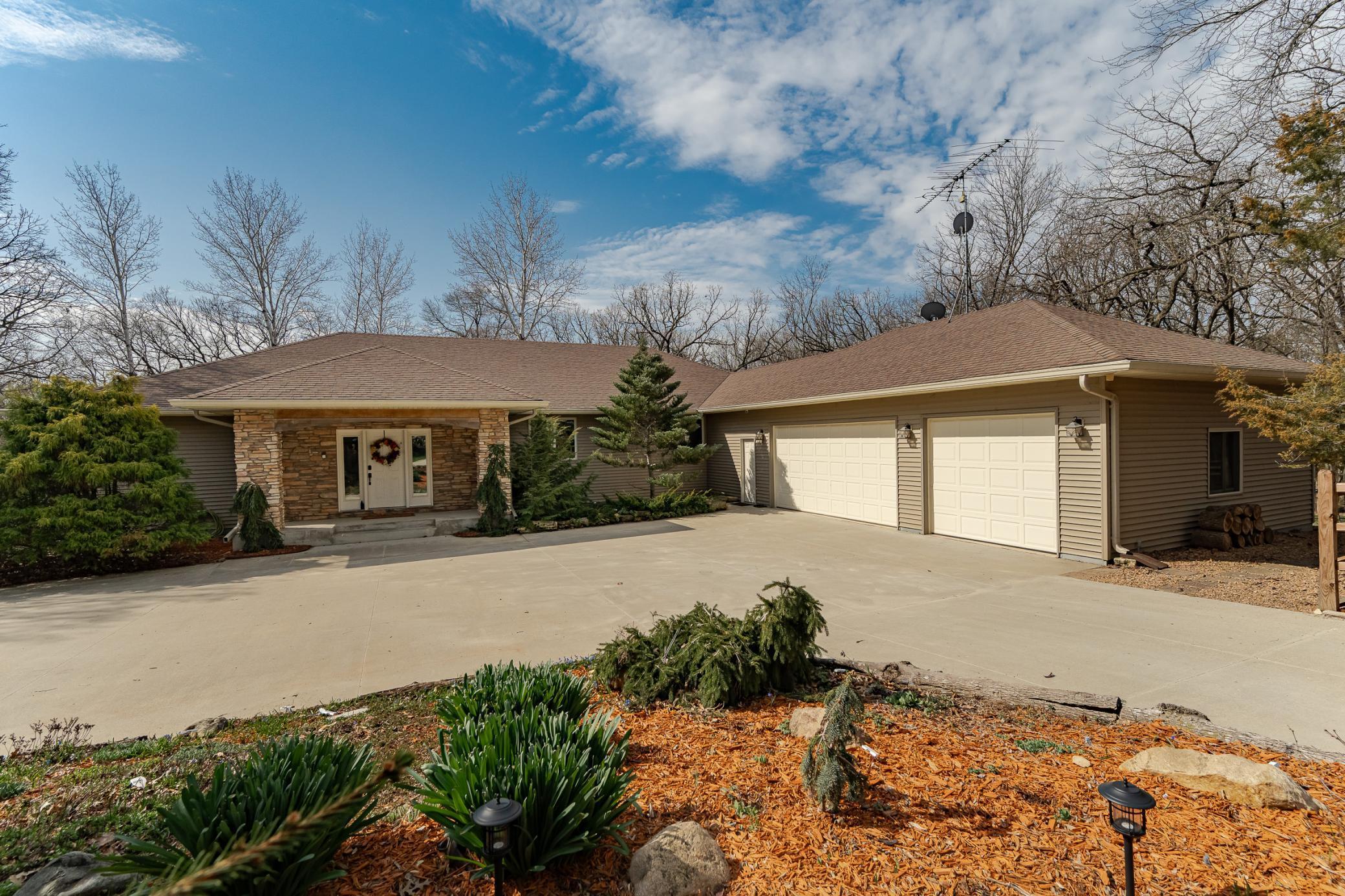 3065 Grand View Lane, Byron, Minnesota image 1