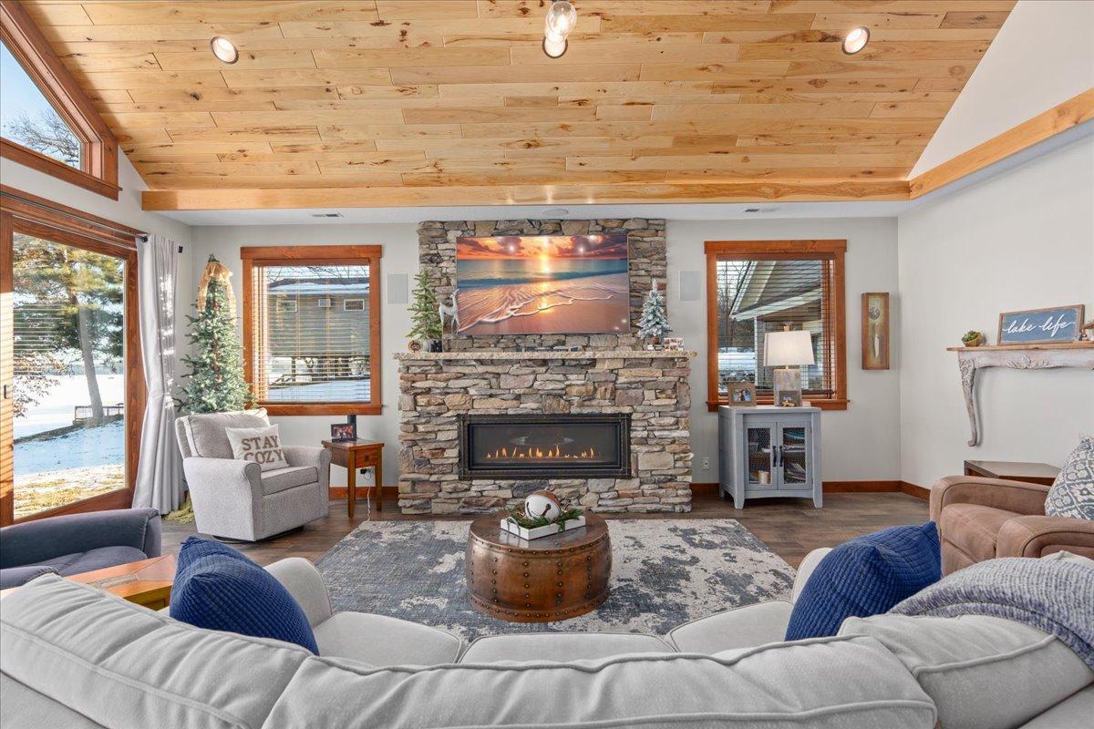 24 206th Street, New Richmond, Wisconsin image 6