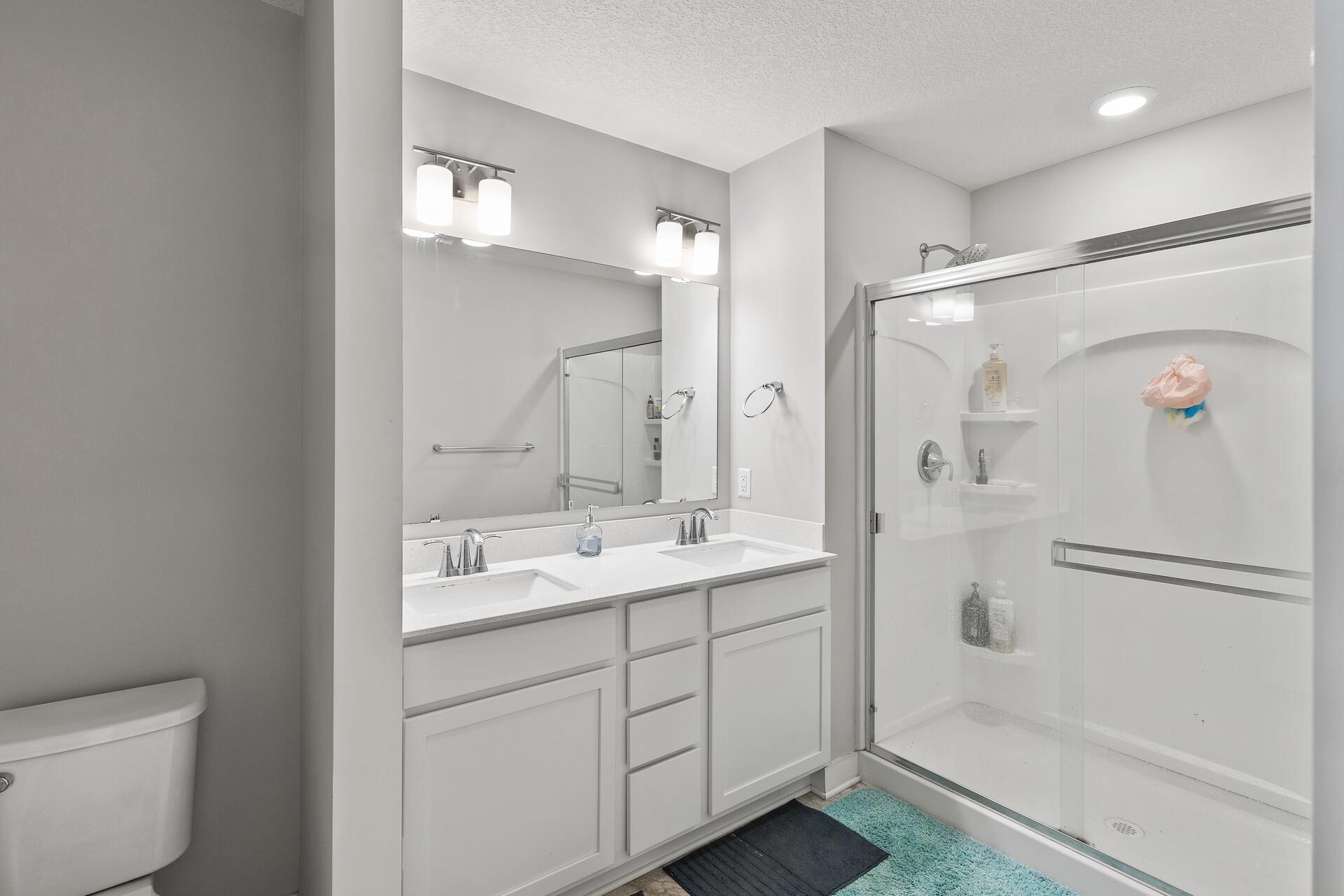 18369 Gladden Lane, Lakeville, Minnesota image 20
