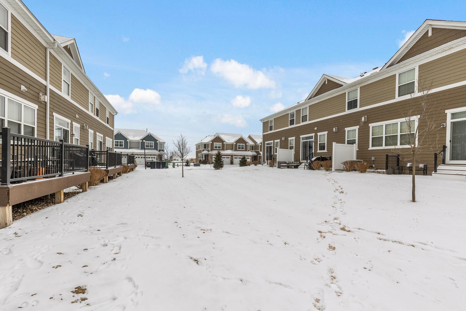 18369 Gladden Lane, Lakeville, Minnesota image 37
