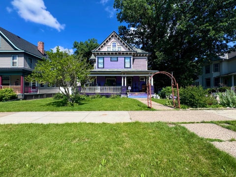 Homes For Sale - 9 2nd Avenue<br/> Rice County, Faribault, MN 55021