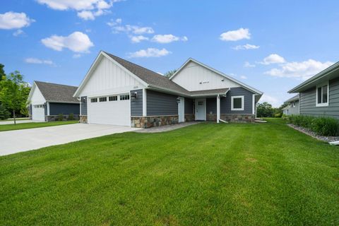 Homes For Sale - 1515 Geneva Road<br/> Alexandria, MN 56308