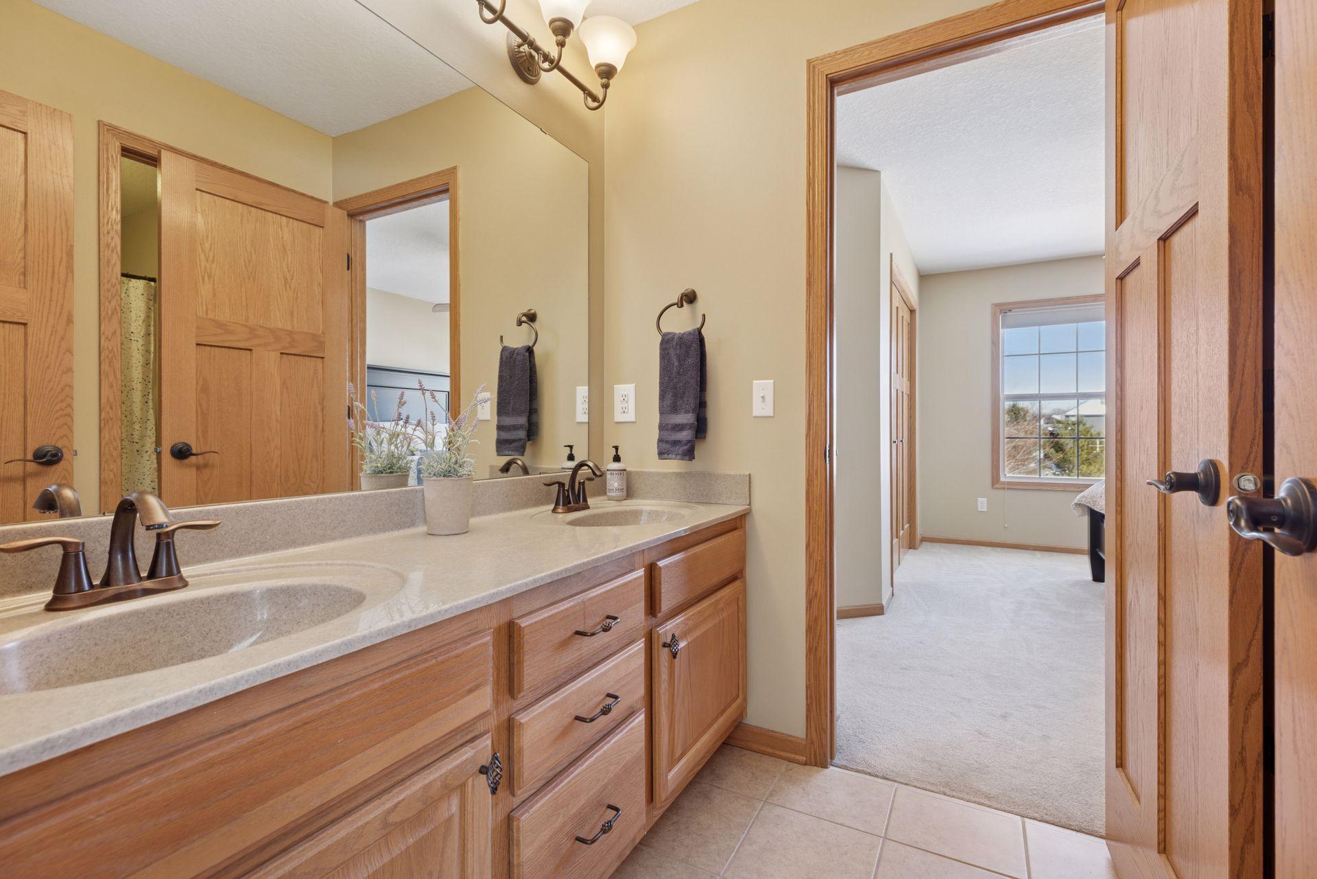 6127 Hearthstone Avenue, Cottage Grove, Minnesota image 44