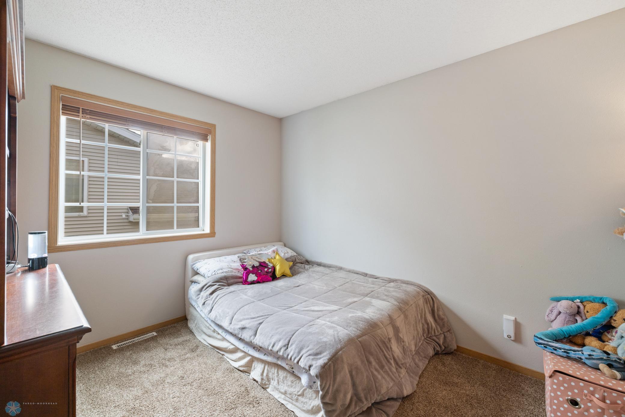 1800 Huntington Lane, West Fargo, North Dakota image 14