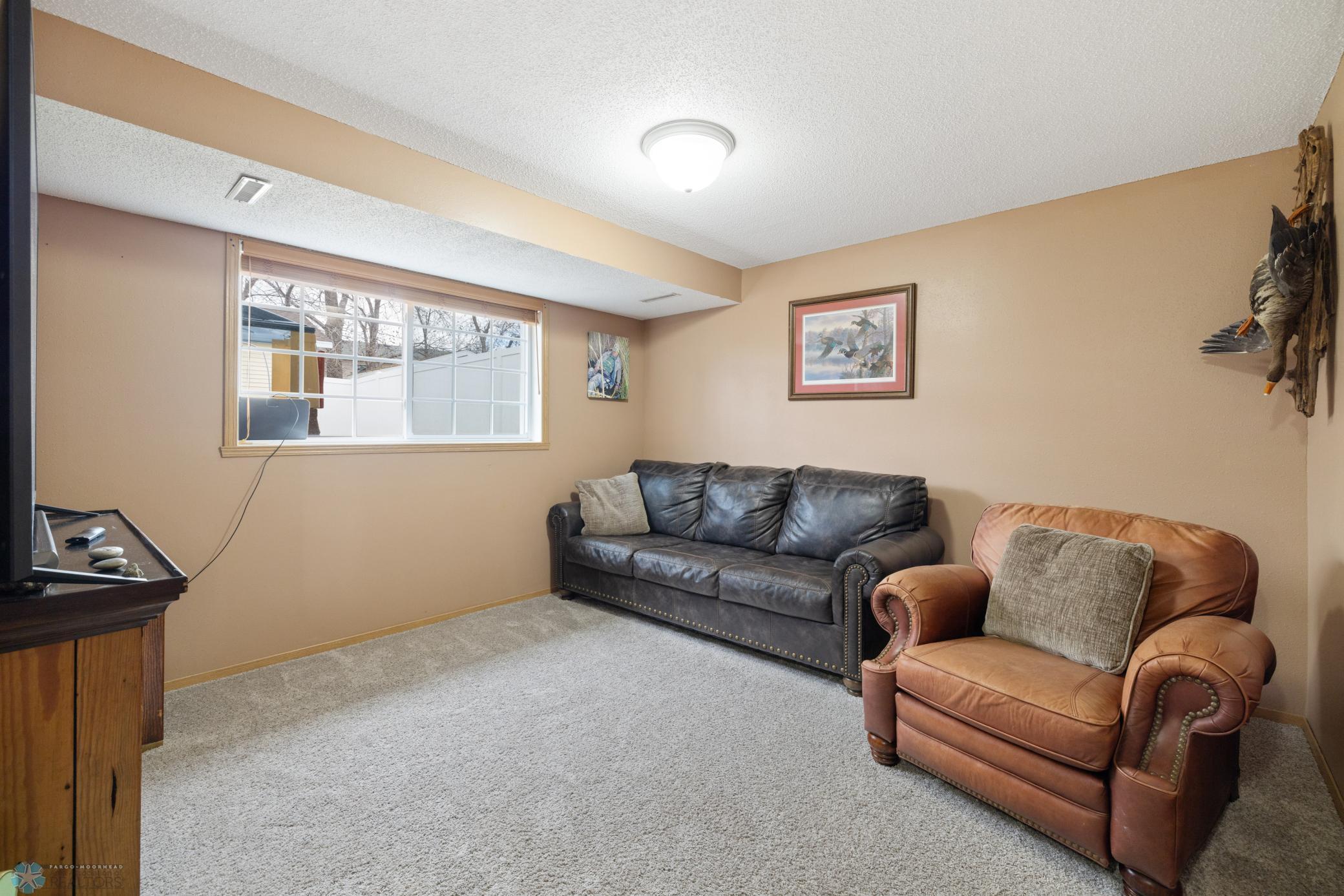 1800 Huntington Lane, West Fargo, North Dakota image 18