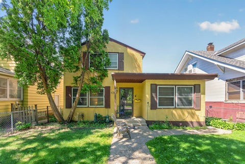 Multifamily For Sale - 813 Minnehaha Avenue<br/> Ramsey County, Saint Paul, MN 55104