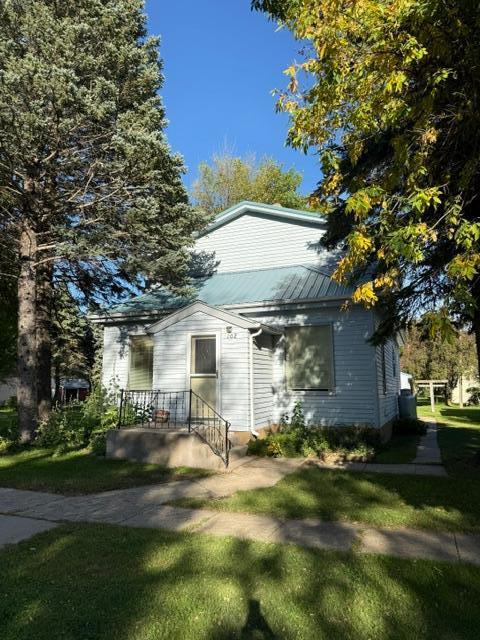 Homes For Sale - 102 N Grove Street<br/> Okabena, MN 56161