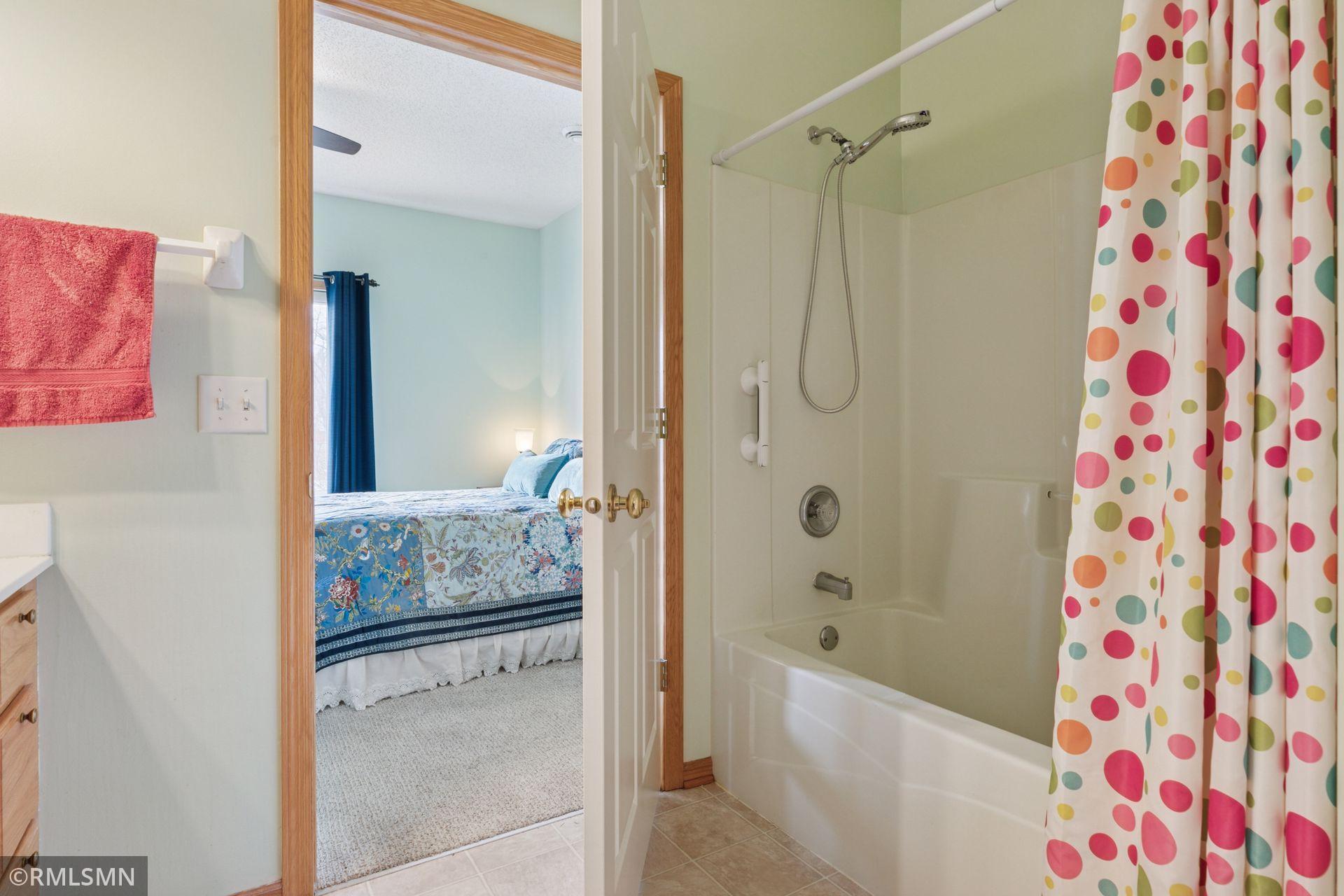 7415 Timber Crest Drive, Cottage Grove, Minnesota image 30