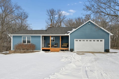 Homes For Sale - 14680 County Road 32<br/> Mayer, MN 55360