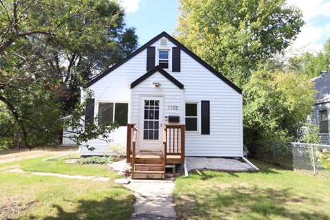 Homes For Sale - 1105 15th Street<br/> Fargo, ND 58103