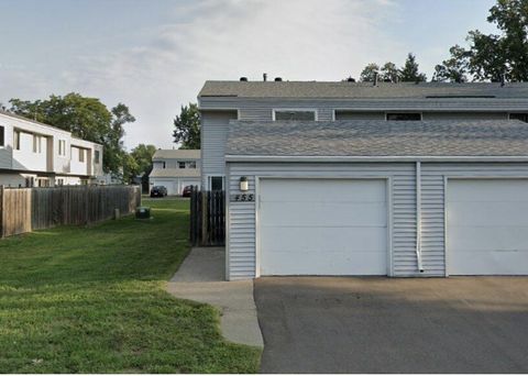 Townhouse For Sale - 455 107th Lane<br/> Anoka County, Minneapolis, MN 55448