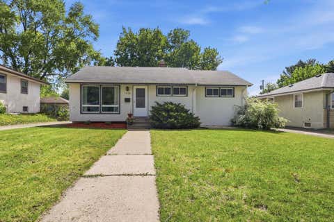 Homes For Sale - 1494 Etna Street<br/> Saint Paul, MN 55106