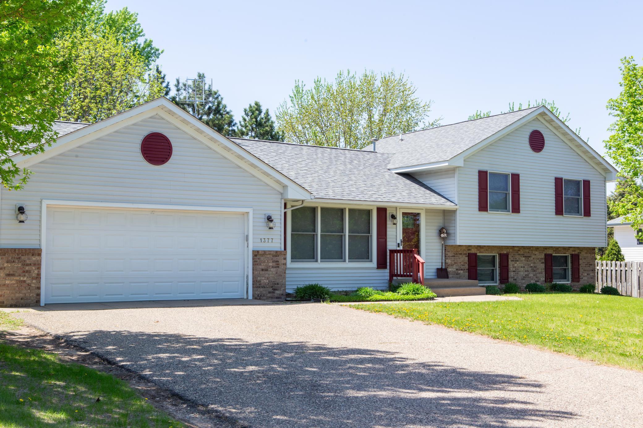 1377 Parkview Drive, New Richmond, Wisconsin image 1